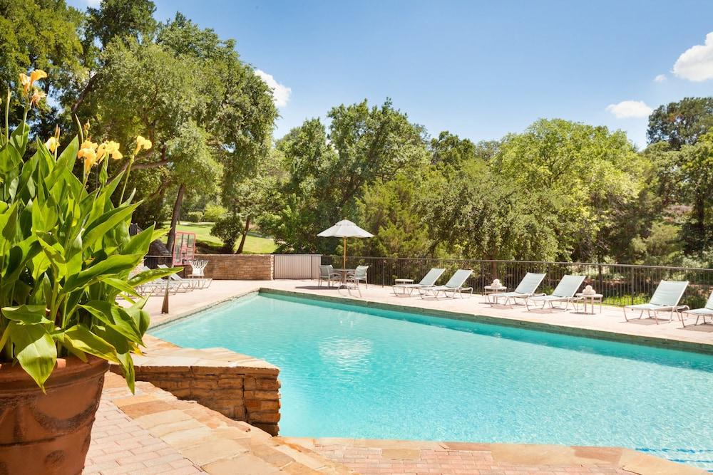 Hilton Dfw Lakes Executive Conference Center Hotel 4*