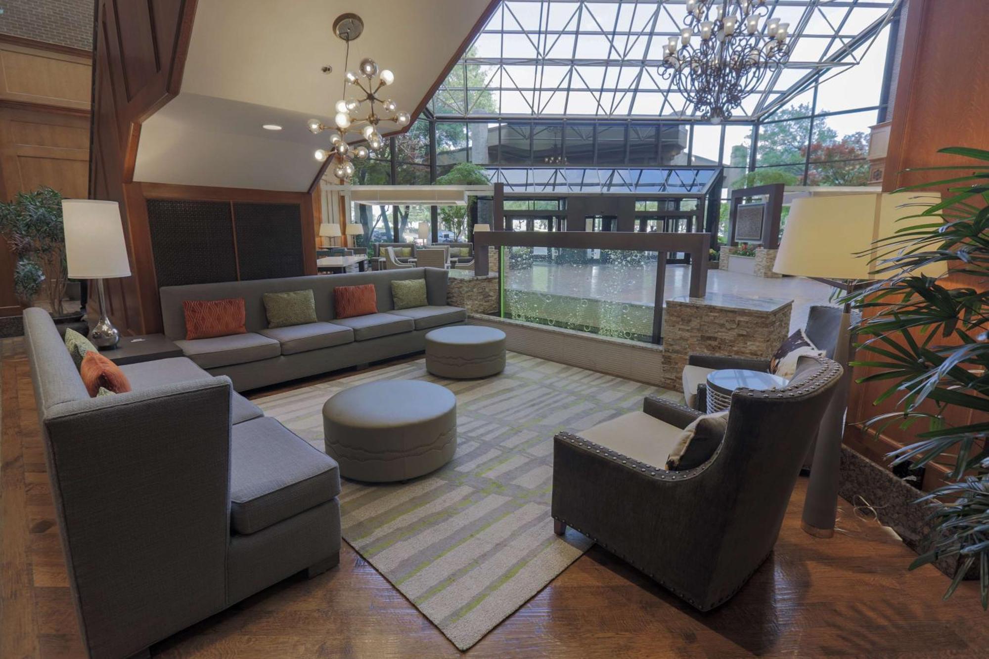 Hilton Dfw Lakes Executive Conference Center 4*